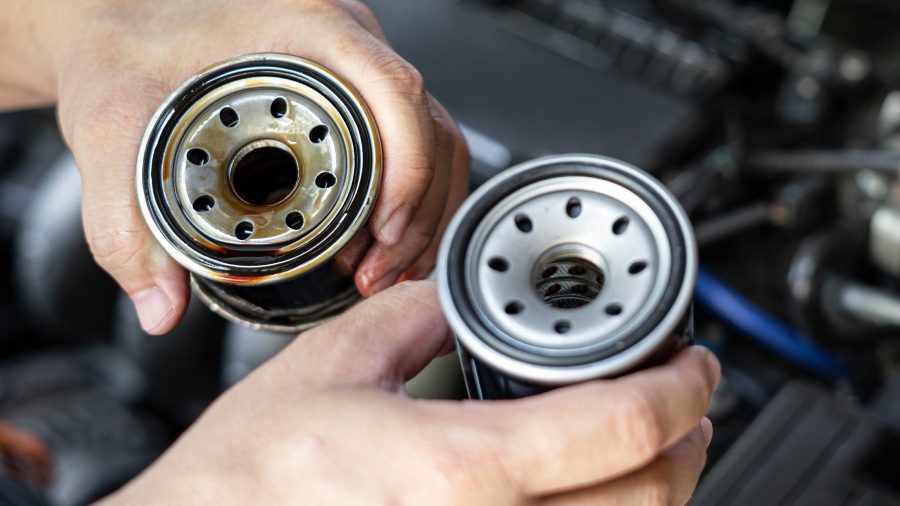 
																				Zašto je zamena filtera ulja presudna za dug vek motora