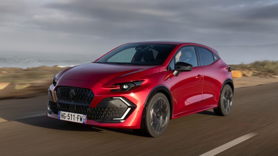 
																				Renault Clio predvodi neizvesnu januarsku trku prodaje dok bestseler iz 2025, Dacia Sandero beleži veliki pad